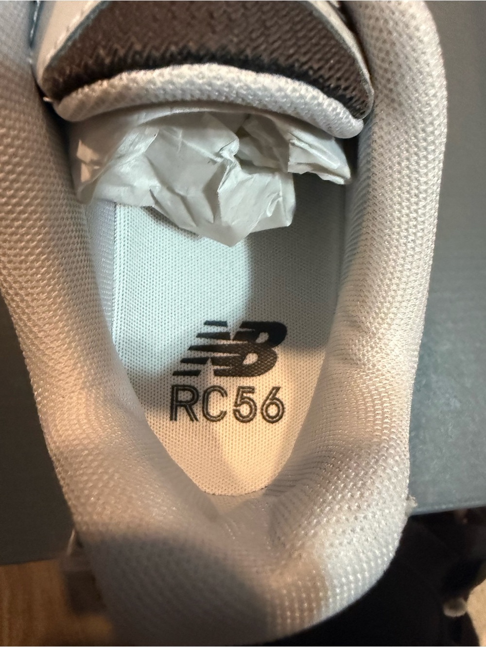 New Balance Men's RC 36 Sneakers in Ice wine and dark ice wine. - Picture 5 of 11